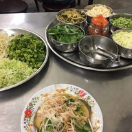 เมนูของร้าน สมพรขนมจีนซาวน้ำ เตาปูน