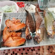 พิ้งค์ อาหารปักษ์ใต้