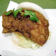 เมนูของร้าน BAO & BUNS Central Embassy