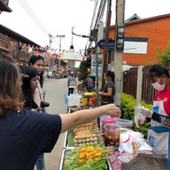 บรรยากาศ ถนนคนเดินเชียงคาน