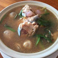 เมนูของร้าน หนุ่ยปลาเผา