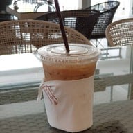 เมนูของร้าน Sip N Surf Cafe