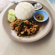 เมนูของร้าน ก๋วยเตี๋ยวเรือแหกโค้ง นครราชสีมา