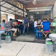บรรยากาศ ก๋วยเตี๋ยวเรือแหกโค้ง นครราชสีมา
