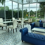 Yai-Ya Café ยายย่า คาเฟ่