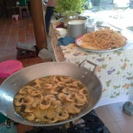 ทอดมันบ้านหม้อ พาหุรัด