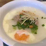 เมนูของร้าน Graceland