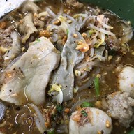 ก๋วยเตี๋ยวหมูแม่เมาะ