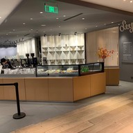 หน้าร้าน Seesaw Coffee Reel Mall
