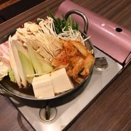 Shakariki 432 ธนิยะ (สุรวงศ์)