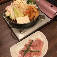 Shakariki 432 ธนิยะ (สุรวงศ์)