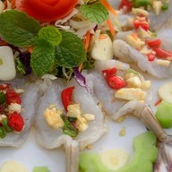 เมนูของร้าน Golden Cliff Beach Resort & Restaurant