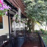 บรรยากาศ Bryde’s Cafe