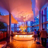 บรรยากาศ Artemis Grill