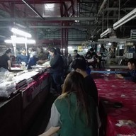 บรรยากาศ หมี่กระดาษ ตลาดช้างเผือก รับแต่เงินสด  เจ้าแรก เจ้าเดียว ไม่มีสาขา