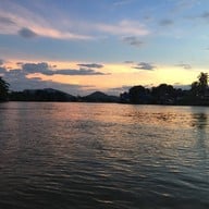 ลุงเสือ สเต็กถาดยักษ์