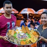 ลุงเสือ สเต็กถาดยักษ์