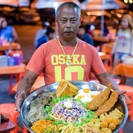 ลุงเสือ สเต็กถาดยักษ์