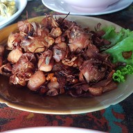 ครัวยายปิ่น