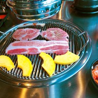เมนูของร้าน Pindoya Korean BBQ Sriracha
