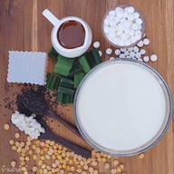 บ้านน้ำเต้าหู้ (เจ้าเก่าอมรพันธ์)