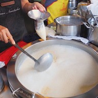 บ้านน้ำเต้าหู้ (เจ้าเก่าอมรพันธ์)