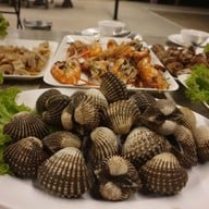 บ้านกลางดาว รีสอร์ท