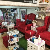 Voque Salon Hair Care Studio