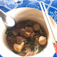 ก๋วยเตี๋ยวเรือป้าแป้น