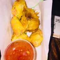 หม่าล่า นิยม-สามกอง สามกอง