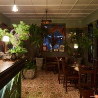 บรรยากาศ M.T.Rollin Club