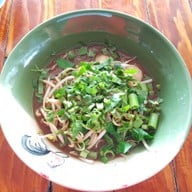 เมนูของร้าน ก๋วยเตี๋ยวเรือ นายลือ คลองโยง