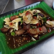 เมนูของร้าน ส้มตำหลังญส