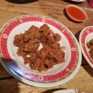 เรื่องของลาบ ณ สันติธรรม