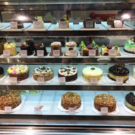 Madame Marco เซ็นทรัลลาดพร้าว หน้าท็อปฯ