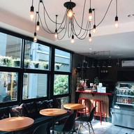 Khunmae Coffee บ่อสร้าง