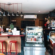 Khunmae Coffee บ่อสร้าง