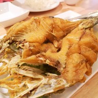 เมนูของร้าน Laemcharoen Seafood เดอะมอลล์ โคราช