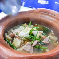 ลุงป้า อีสานกันเอง ปทุมธานี