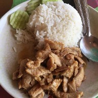 ลูกสาวก๋วยเตี๋ยวต้มยำ