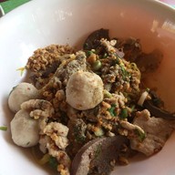 ลูกสาวก๋วยเตี๋ยวต้มยำ