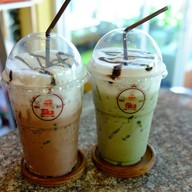 เมนูของร้าน Bee's Café บ้านผึ้ง & Fika