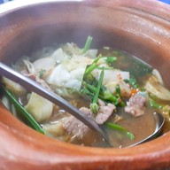 ลุงป้า อีสานกันเอง ปทุมธานี