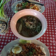ก๋วยเตี๋ยว จางวาง