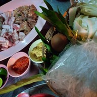 น้องโบว์หมูกะทะ