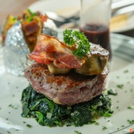 เมนูของร้าน All Six To Twelve Café & Social Bar หลังสวน