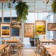 บรรยากาศ CORO Field Cafe เอสพลานาด รัชดา