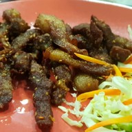 ครัวปลาลุงป้อม