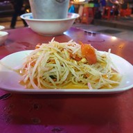เมนูของร้าน ลาบเป็ด ข้างเสวนาพาเพลิน