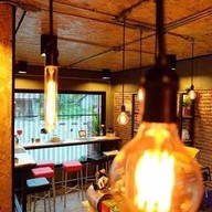 Sweet Mustache Coffee & Dessert